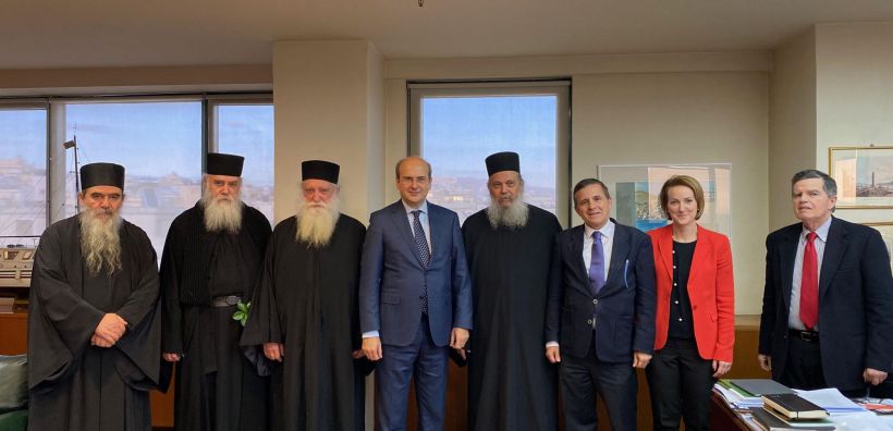 Συνάντηση Κ. Χατζηδάκη με την Ιερά Κοινότητα του Αγίου Όρους για την προοπτική εγκατάστασης φωτοβολταϊκών