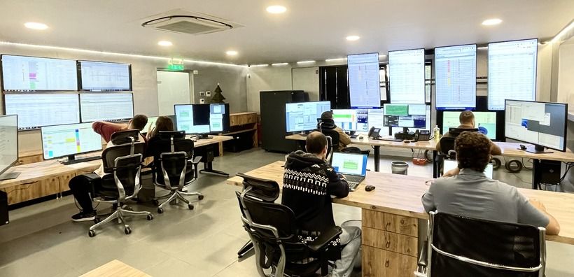 Είστε στο Ραντάρ μας 24/7: Η Ασφάλεια των Φωτοβολταϊκών σας 