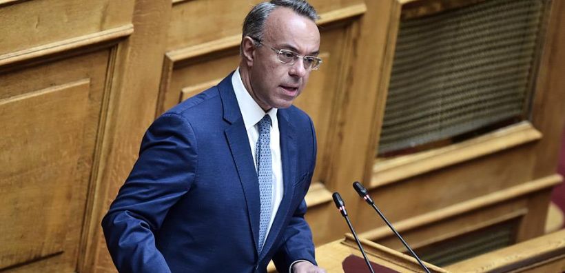 Σταϊκούρας: Συμβάσεις προμήθειας 300 λεωφορείων αερίου
