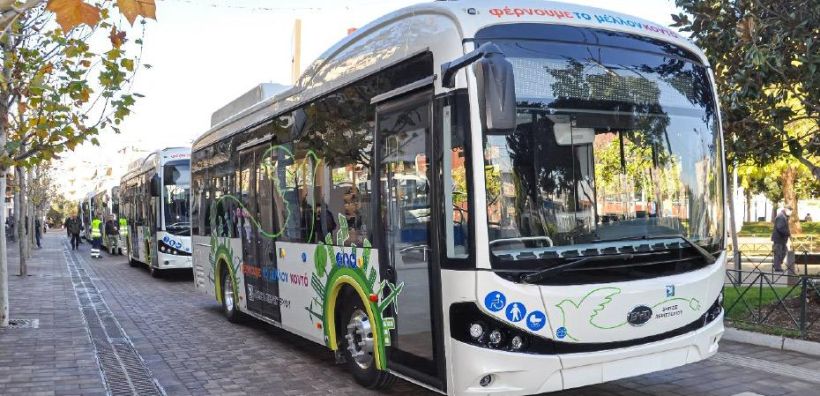 Τα πρώτα πέντε ηλεκτρικά λεωφορεία της BYD παραδόθηκαν στο Δήμο Περιστερίου
