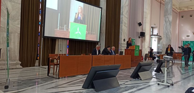 Καρακατσάνη: Μπαίνει τάξη με το νέο πλαίσιο στις ενεργειακές κοινότητες – Από 1η Απριλίου συστήνονται μόνο υπό τη νέα μορφή – Το ΚΑΠΕ αρμόδιο για την εποπτεία τους 