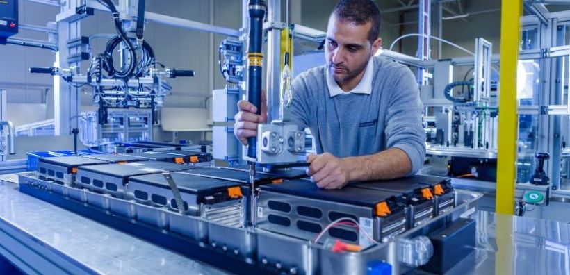 Wood Mackenzie: Η παραγωγή μπαταριών λιθίου θα τετραπλασιαστεί διεθνώς ως το 2030