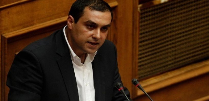 Κατσαφάδος: Η κυβέρνηση επιβεβαιώνει τις καθυστερήσεις στο Εξοικονομώ - Σε εκκρεμότητα 3.800 αιτήσεις