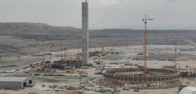 Πτολεμαΐδα: Τεράστιο μηχάνημα μεταφέρεται στην υπό κατασκευή λιγνιτική μονάδα Πτολεμαΐδα V