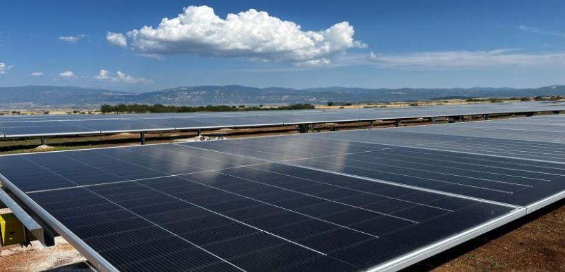 Mirova: Σε λειτουργία δύο νέα φωτοβολταϊκά 44 MW από χαρτοφυλάκιο 156 MW