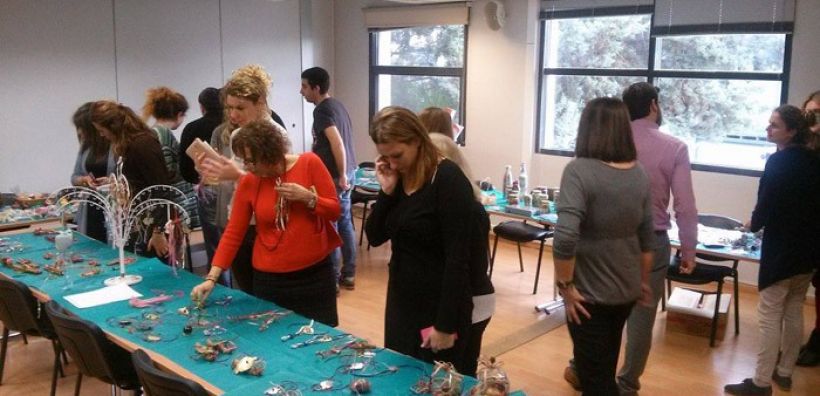 Χριστουγεννιάτικο bazaar στα γραφεία της ΔΕΠΑ από το ΠΕΚ/ΑμεΑ