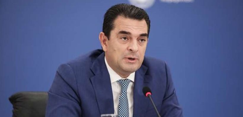 Σκρέκας: Πλαφόν κέρδους σε προϊόντα και έλεγχοι σε παραγωγούς, για αντιμετώπιση της ακρίβειας