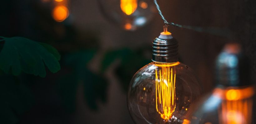 Τις Κατευθυντήριες Οδηγίες για τη λιανική στέλνει η ΡΑΑΕΥ στους προμηθευτές – Αναζητείται φόρμουλα για νέες εκπτώσεις στα πράσινα τιμολόγια τον Ιανουάριο 