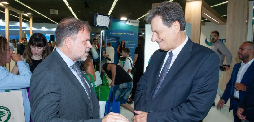 Εγκαίνια στο περίπτερο της ΕΔΕΥΕΠ στη ΔΕΘ από τον Υπουργό Περιβάλλοντος και Ενέργειας, Θεόδωρο Σκυλακάκη