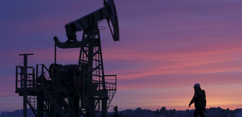 Σε επίπεδα προ ...ενεργειακής κρίσης οι τιμές του πετρελαίου - Συνεχίζονται οι διαπραγματεύσεις για το πλαφόν στο ρωσικό αργό