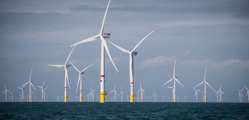 Κοντά στα 100 GW υπεράκτιων αιολικών βρίσκεται η Μ. Βρετανία