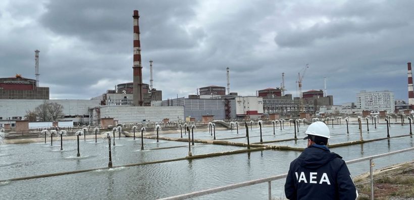 Ζαπορίζια: Μειώνει σταδιακά η Ρωσία τον αριθμό του προσωπικού στον πυρηνικό σταθμό