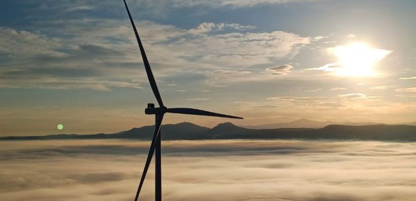 ΕΛΕΤΑΕΝ: Νέος εποπτικός οδηγός για την αδειοδότηση αιολικών πάρκων