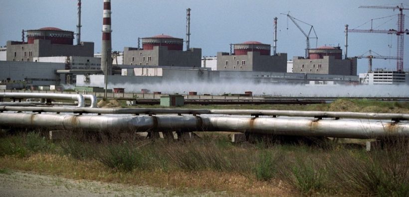 Για "σοβαρή" απειλή στο σταθμό της Ζαπορίζια, προειδοποιεί ο Ζελένσκι