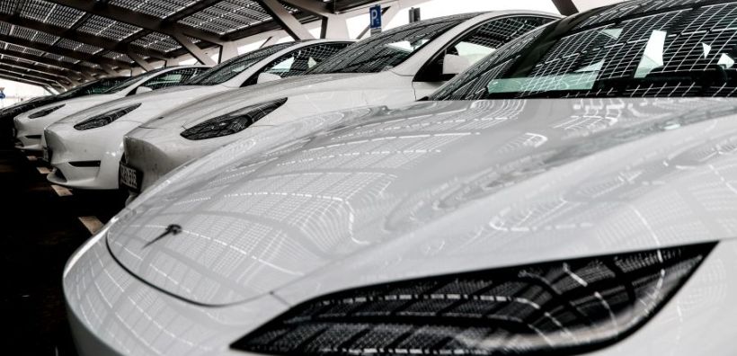 ΗΠΑ: Οι οδηγοί της Tesla μπορούν να ασκήσουν ομαδική αγωγή για αξιώσεις σχετικά με την λειτουργία της αυτόνομης οδήγησης