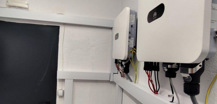 Commercial project με Huawei MAP0, LUNA2000-7-Ε1 και SMARTGUARD-63A 