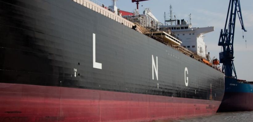 Αναβάλλεται η παραγωγή LNG σε μεγάλο έργο της QatarEnergy