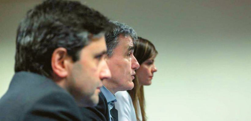 Εκτάκτως αναχωρούν για τις Βρυξέλλες τρεις Έλληνες υπουργοί 