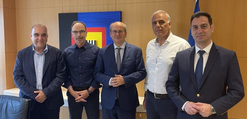 ΠΟΣΠΗΕΦ: Στο επίκεντρο συνάντησης με τον Αντιπρόεδρο της Κυβέρνησης Κ. Χατζηδάκη τα προβλήματα των φωτοβολταϊκών