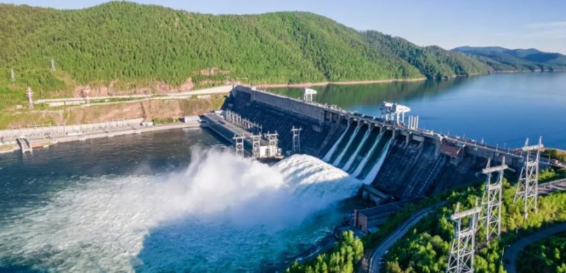 Από την «σπανιότητα» περάσαμε στην ανάγκη «αποφόρτισης» των υδροηλεκτρικών – Σταθερά πάνω από 20% η συνεισφορά τους στο μίγμα της χώρας