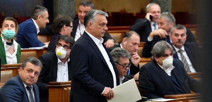 Ουγγαρία: Απαγόρευση εξαγωγών καυσίμων και κατάργηση πλαφόν στις τιμές των υπηρεσιών κοινής ωφέλειας