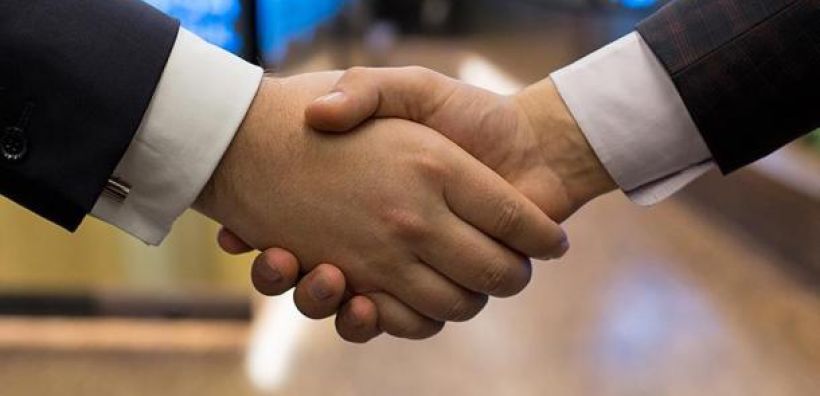 Συμφωνία συνεργασίας και με ενεργειακό ενδιαφέρον υπέγραψαν Τούρκοι βιομήχανοι με το Κράι Σταυρούπολης