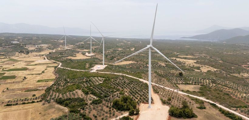 Μέσα στο 2025 οι μπουλντόζες για το mega αιολικό των EDPR και Motor Oil στην Εύβοια – Τα σχέδια των Πορτογάλων για την Ελλάδα