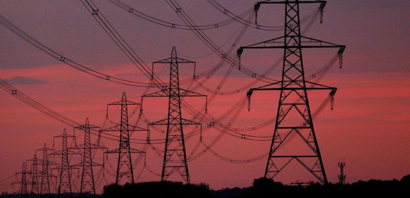 Ο Μακρόν καθησυχάζει τους Γάλλους για την πιθανότητα διακοπών ρεύματος