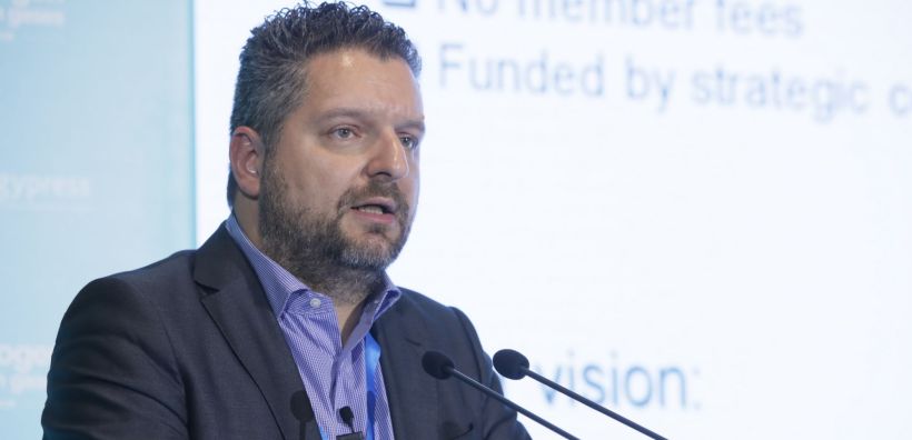 Ν. Ντάβος: Να κινηθούμε γρήγορα στη νομοθεσία και τα κίνητρα για το πράσινο υδρογόνο - Σύντομα τα πρώτα αυτοκίνητα στη χώρα