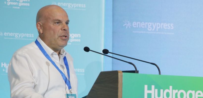 Σταμούλης (Helleniq Energy): Το υδρογόνο συμβαδίζει με την διύλιση του πετρελαίου - Πλάνο για τον μετασχηματισμό του γκρι υδρογόνου