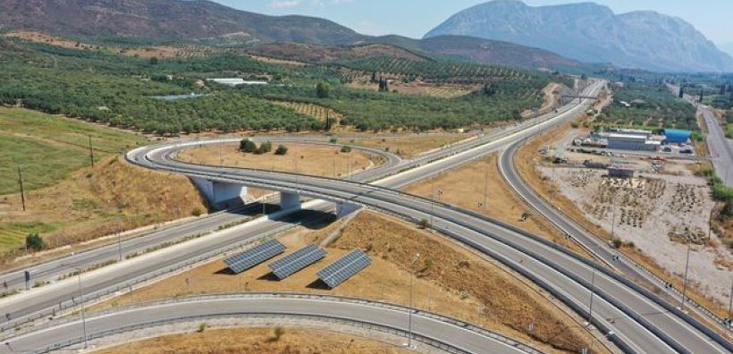 Πιλοτικό φωτοβολταϊκό πάρκο σε ανεκμετάλλευτα πρανή της Ιονίας Οδού