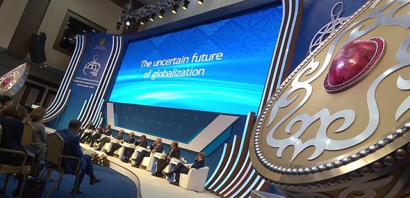 Οικονομικό Φόρουμ της Αστάνα: Το Καζακστάν θέλει να απεγκλωβιστεί από το πετρέλαιο