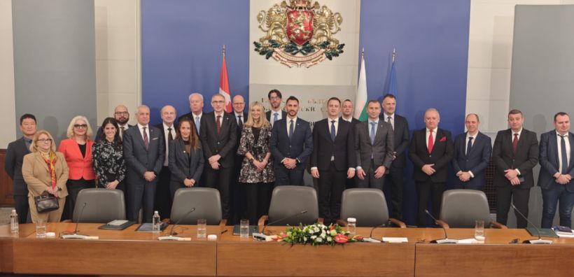 Η Βουλγαρία υπέγραψε στρατηγική συμφωνία τεχνικής βοήθειας για τις νέες μονάδες του ΠΣ «Κοζλοντούι»