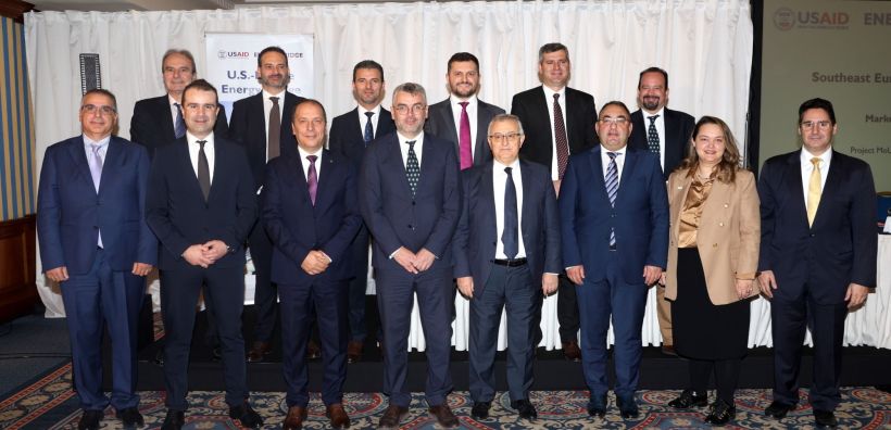 Μνημόνιο Συνεργασίας για τη σύζευξη των αγορών ηλεκτρικής ενέργειας υπέγραψαν Βαλκανικές χώρες στην Αθήνα