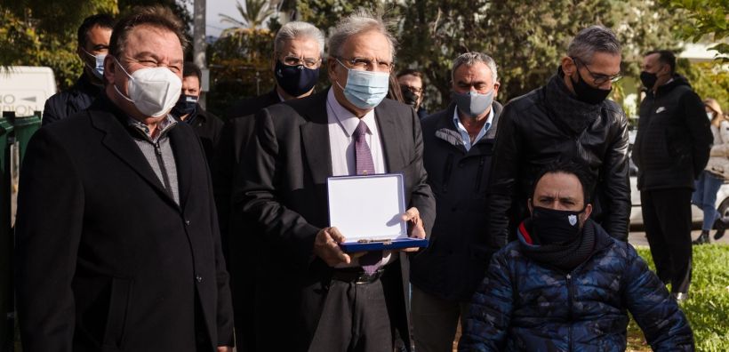 Τα ΕΛΠΕ παρέδωσαν τρεις πλήρως εξοπλισμένες παιδικές χαρές, σε Ασπρόπυργο, Ελευσίνα και Αμπελοκήπους-Μενεμένη