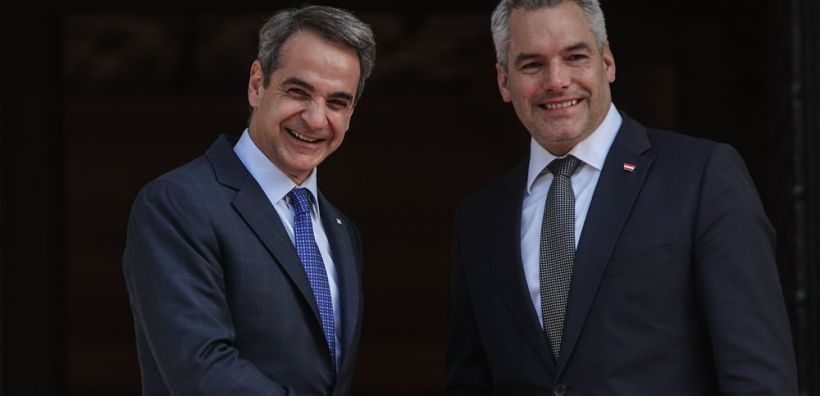 Ενεργειακό, μεταναστευτικό και διμερείς σχέσεις στη συνάντηση Κυρ. Μητσοτάκη - Καρλ Νεχάμερ