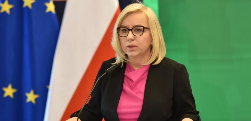 Η Πολωνία έτοιμη να προμηθεύσει την Ουκρανία με ηλεκτρική ενέργεια