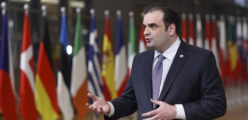 Πιερρακάκης: Θα στηρίξουμε τους πολίτες για όσο χρειαστεί για να ξεπεράσουμε την κρίση