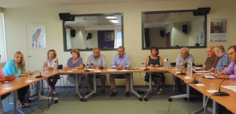 Μανιάτης: «Παρεμβαίνουμε ολοκληρωμένα στη Δυτική Αθήνα»