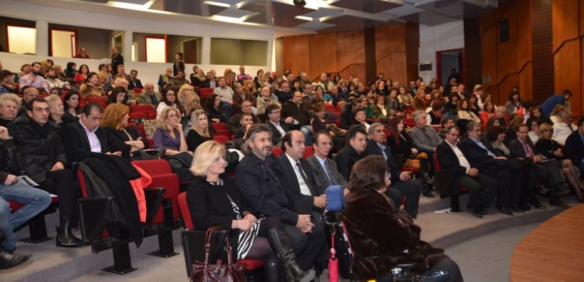 Εντυπωσίασαν το κοινό οι 2 μουσικές εκδηλώσεις ΔΕΗ και «Σπάρτακου»
