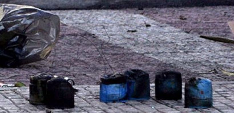 Επίθεση με γκαζάκια στο γραφείο του αναπληρωτή ΥΠΕΚΑ