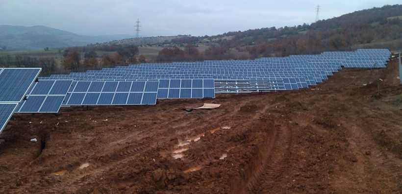 Βάσεις στήριξης HeliosTreeV1 σε φ/β 1MWp ατο Ν.Πέλλας