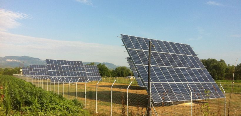 ΤΣΙΩΝΑ Κατασκευές: Υλοποίησε έργο 100 kw με TRACKER στην Καρδίτσα