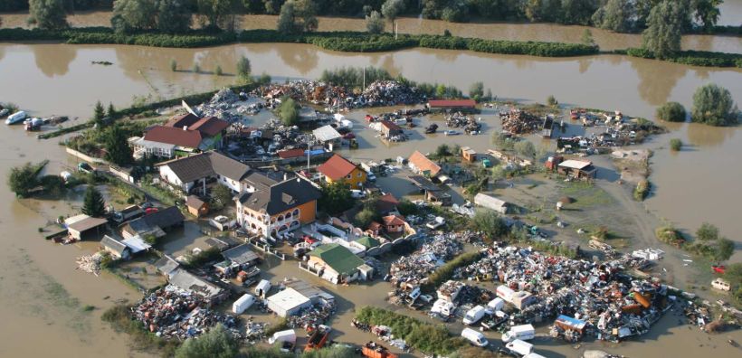 Πέφτει η στάθμη των υδάτων στον Έβρο