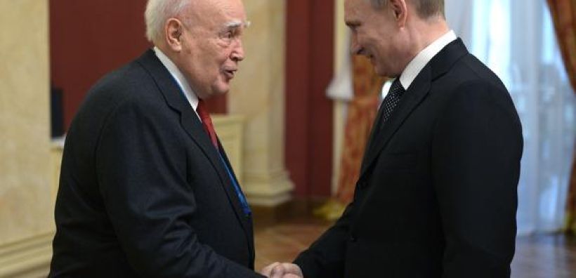 Μείωση του κόστους αερίου ζήτησε από τον Πούτιν ο Κ. Παπούλιας