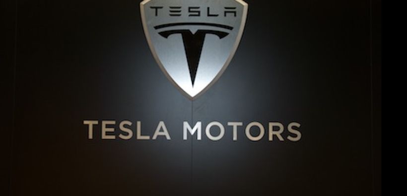 Πιθανή μια συνεργασία της Tesla με την BMW
