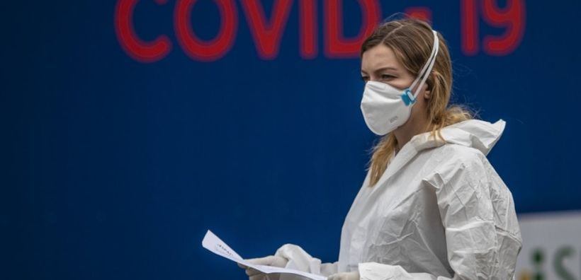 Πανελλαδικό lockdown από το πρωί της Παρασκευής μετά το νέο ρεκόρ κρουσμάτων
