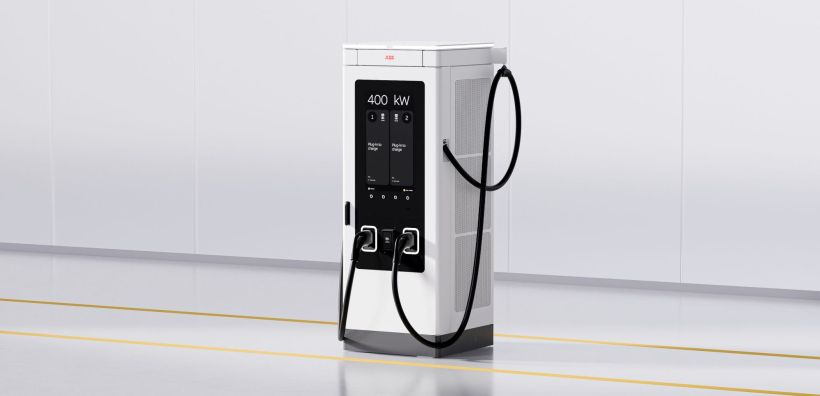 Η ABB E-mobility παρουσιάζει τον νέο, all-in-one φορτιστή A400