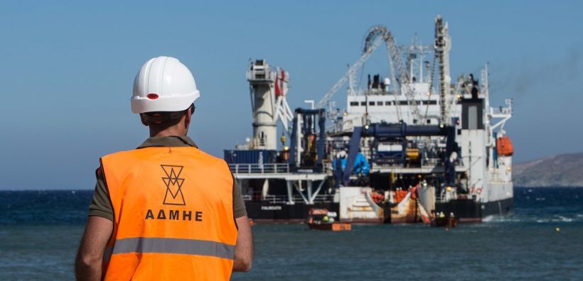 Ολοκληρώνεται το πρώτο μέρος της υποθαλάσσιας ηλεκτρικής διασύνδεσης της Εύβοιας με τη Σκιάθο