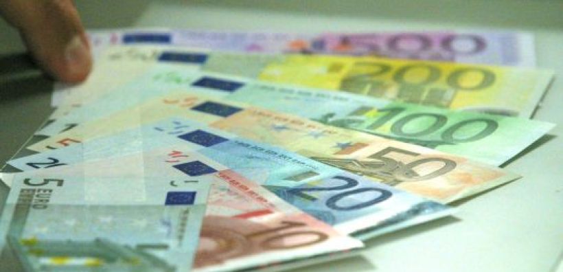 Στα 12.000 ευρώ παραμένει το αφορολόγητο